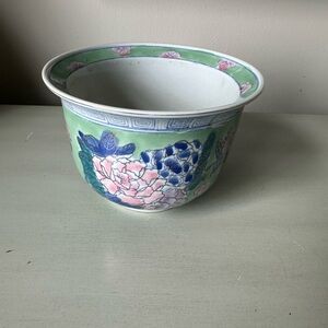Vintage lucky dragon porcelain Chinese flower pot